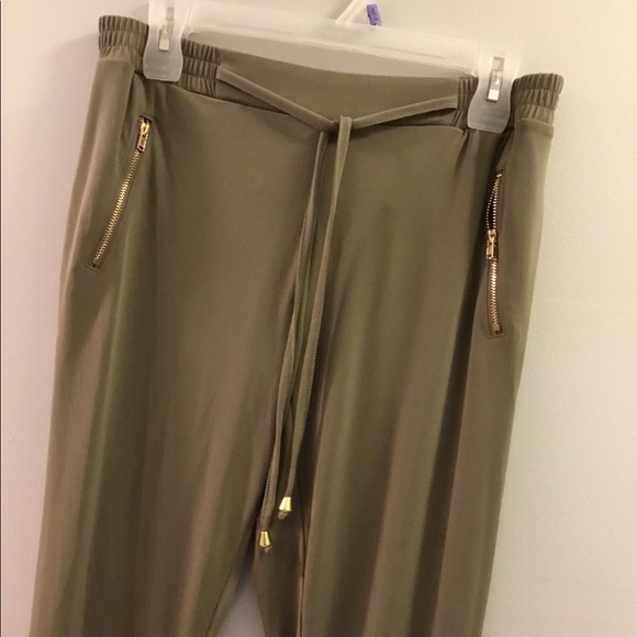 Ny & Co crops small olive - Picture 1 of 6
